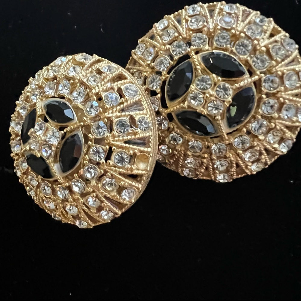 Vintage CRAFT stamped earrings - Picture 2 of 5